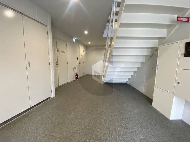 アルカンシェルコート緑橋のロビー