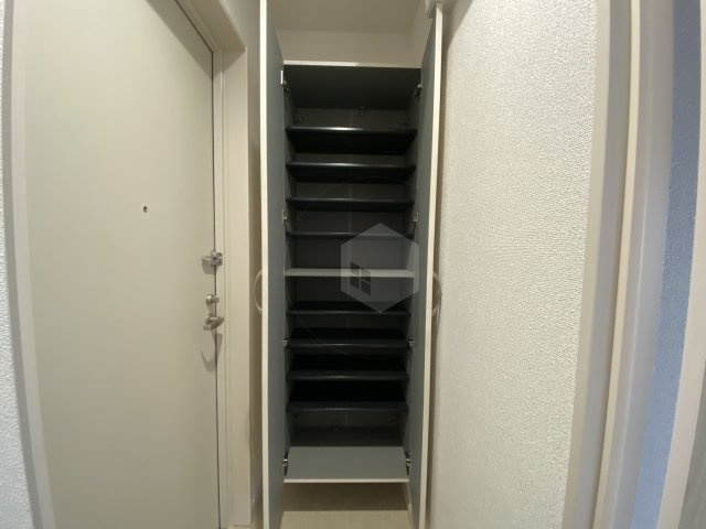 アルカンシェルコート緑橋の収納