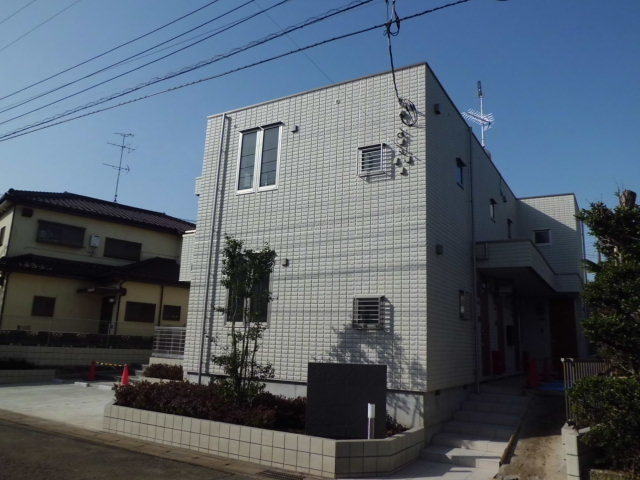 イー・フラットのエントランス|閑静な住環境　築浅２０１２．３完成