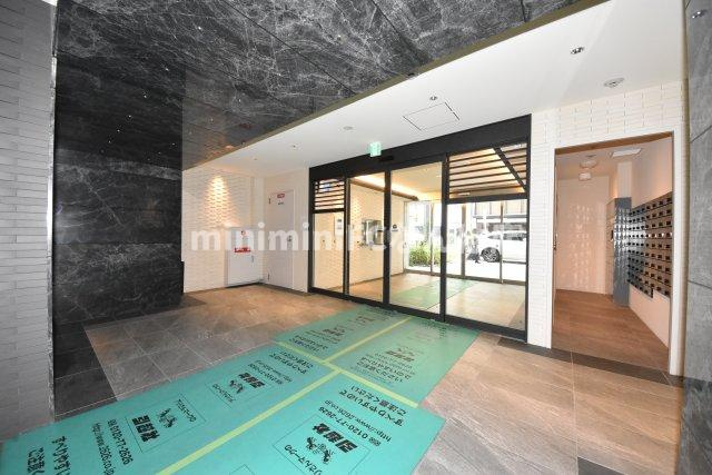 エスリードレジデンス本町パークフロントのエントランス