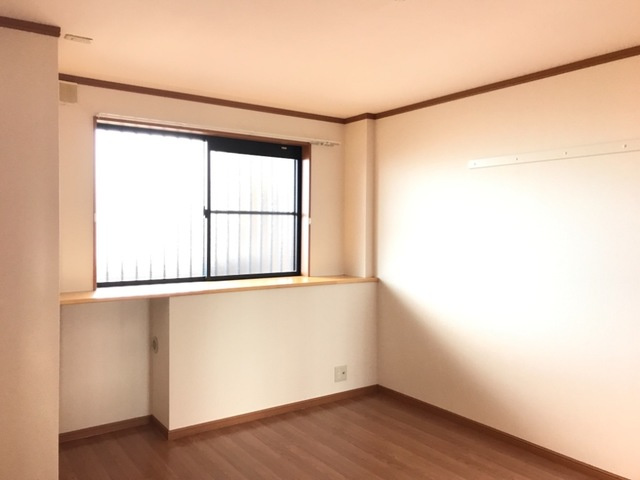 レオナ緑丘の居間・リビング