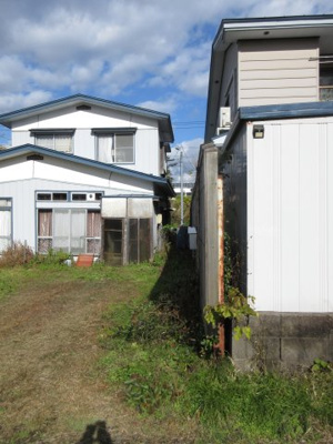 【前面道路含む現地写真】 | 大館市根下戸新町・土地物件