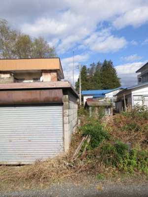 【前面道路含む現地写真】 | 大館市根下戸新町・土地物件