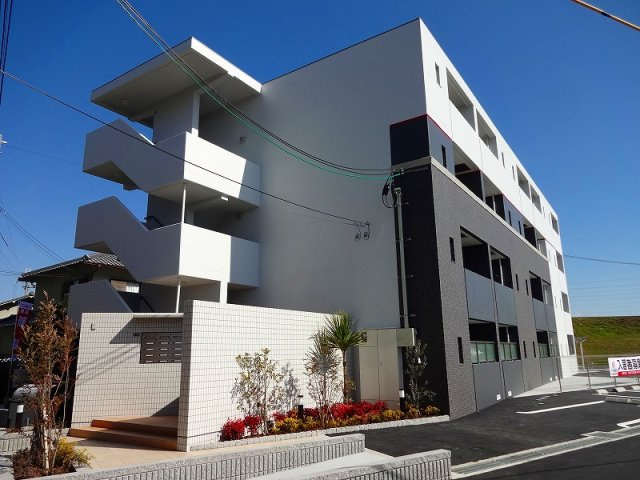 カンパーニュアウローラの外観