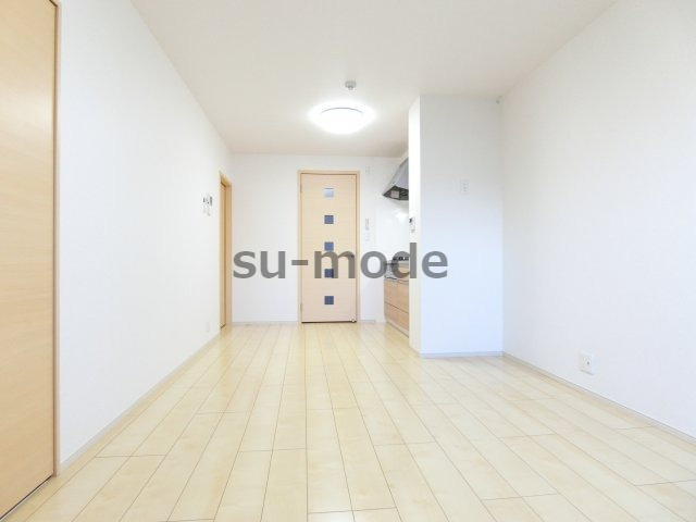 カンパーニュアウローラの居間・リビング