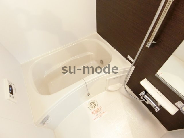 カンパーニュアウローラの浴室