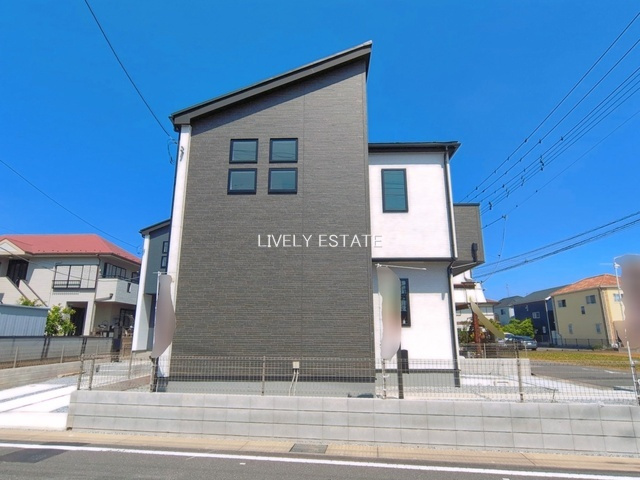 草加市稲荷4丁目 新築分譲住宅 全2棟 2号棟の外観