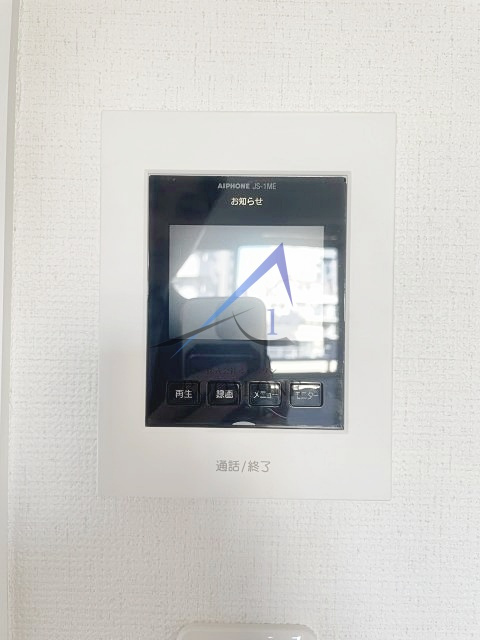 スカイコート川崎第2のセキュリティ|モニター付きインターホンです。