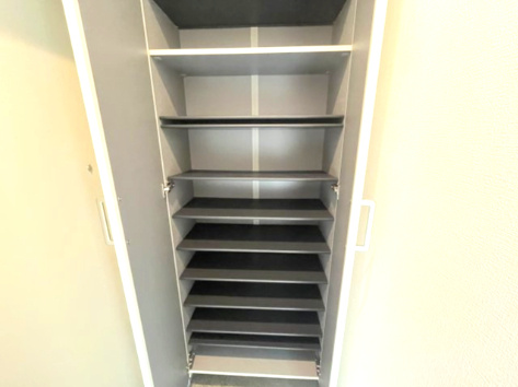 L-BASE藤田町の収納