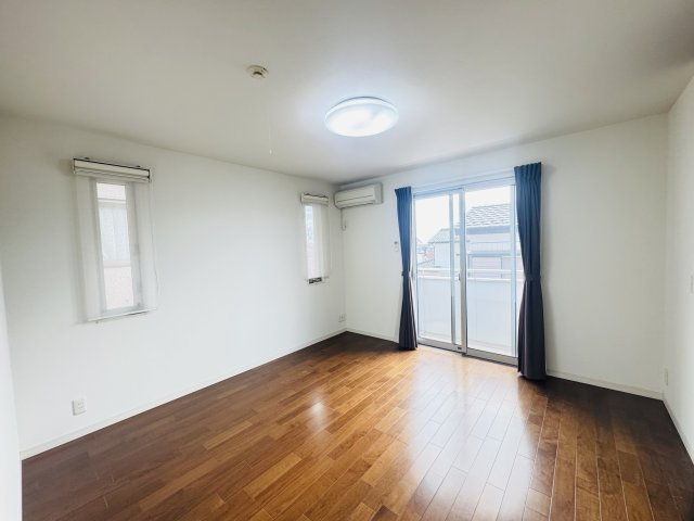 高崎市三ツ寺町　中古住宅の洋室|高崎市三ツ寺町　中古住宅