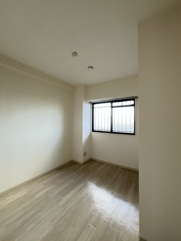 エクセレント米子の洋室