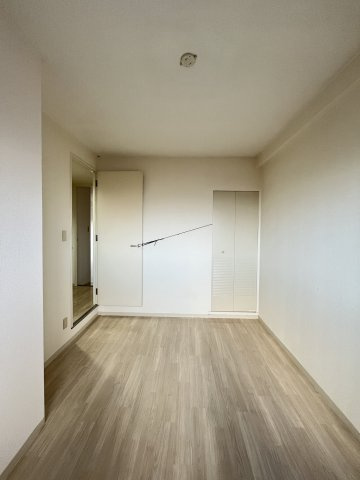 エクセレント米子の洋室