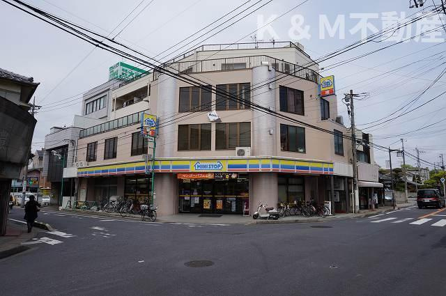 ウエスト・コート