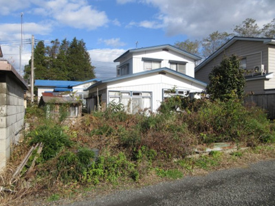 【前面道路含む現地写真】 | 大館市根下戸新町・土地物件