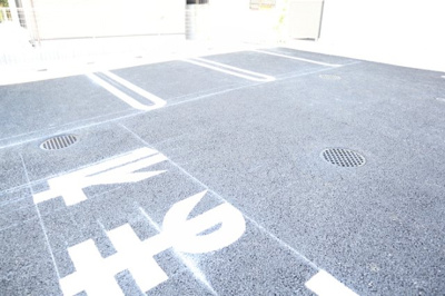 【駐車場】 | エンペラー　Ｂ