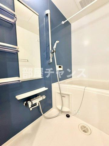 ノイグランツDの浴室