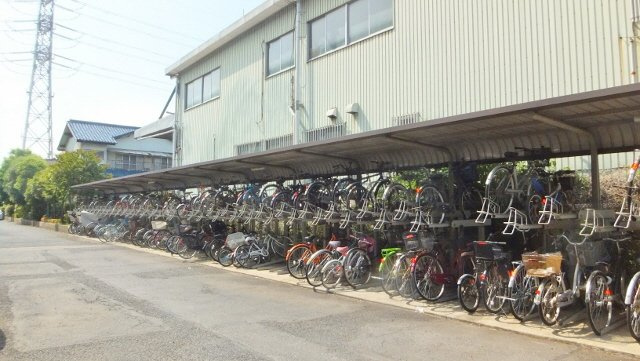 船橋夏見レジデンスのその他共用部分|駐輪場もたくさんあります