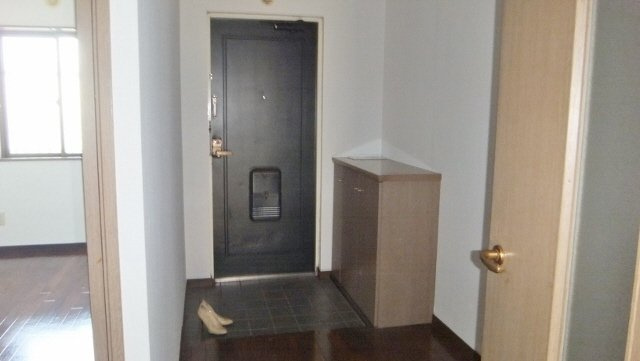 船橋夏見レジデンスの玄関|玄関まわり広々としています