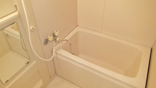 船橋夏見レジデンスの浴室|追炊き付きバス