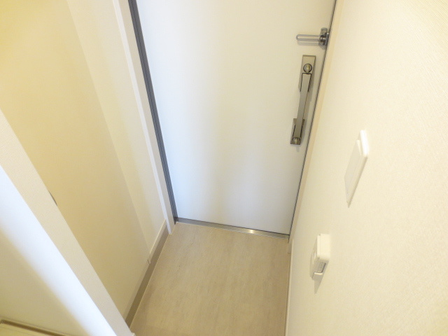 リブリ・ヴァン・リヴェールの玄関|別号室の参考写真です。