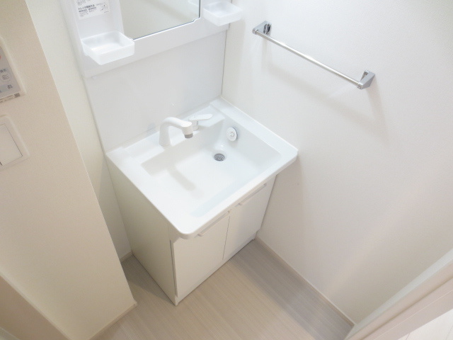 リブリ・ヴァン・リヴェールの洗面所|別号室の参考写真です。