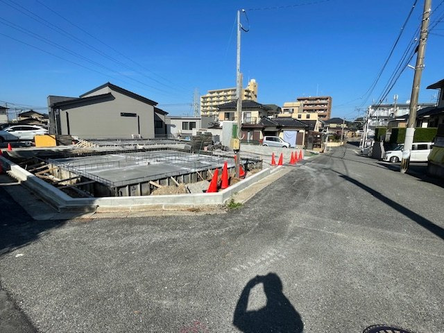上の原四丁目20番（C-25）の前面道路含む現地写真