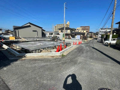 【前面道路含む現地写真】 | 上の原四丁目20番（C-25）
