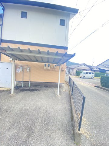 ハイツ恋路のその他|駐輪場