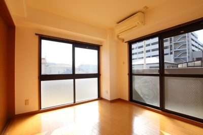 【洋室】 | ベル・メゾン