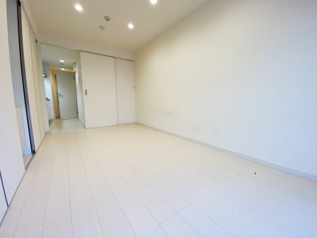 リブリ・シャルマン上戸田の居間・リビング|別号室の参考写真です。