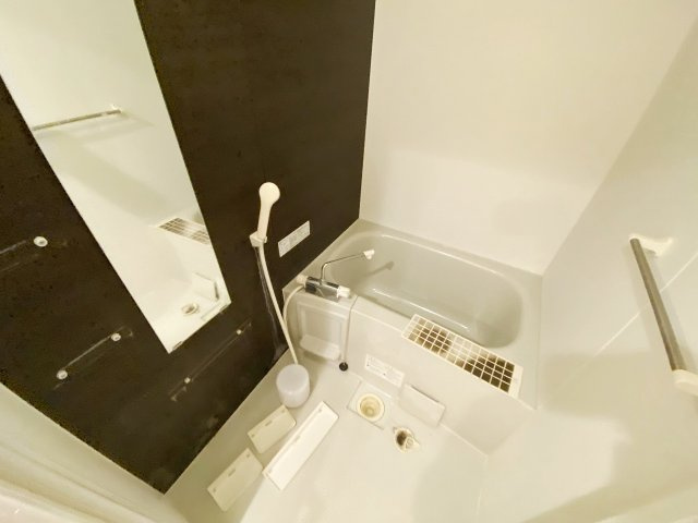 リブリ・シャルマン上戸田の浴室|別号室の参考写真です。