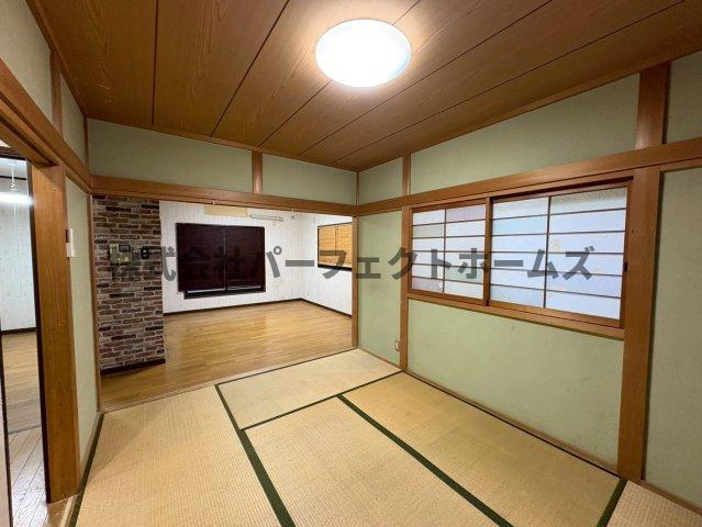 津田東町３丁目戸建の和室|日本らしい落ち着いた雰囲気の和室です