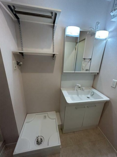 Kapoleiの独立洗面台