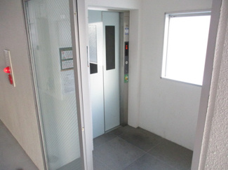 【その他共用部分】 | トーマス国場 | ※写真は別のお部屋を使用しています。