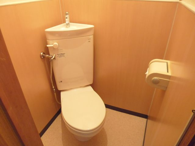 第1松雅荘のトイレ