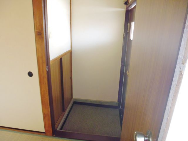 第1松雅荘の玄関