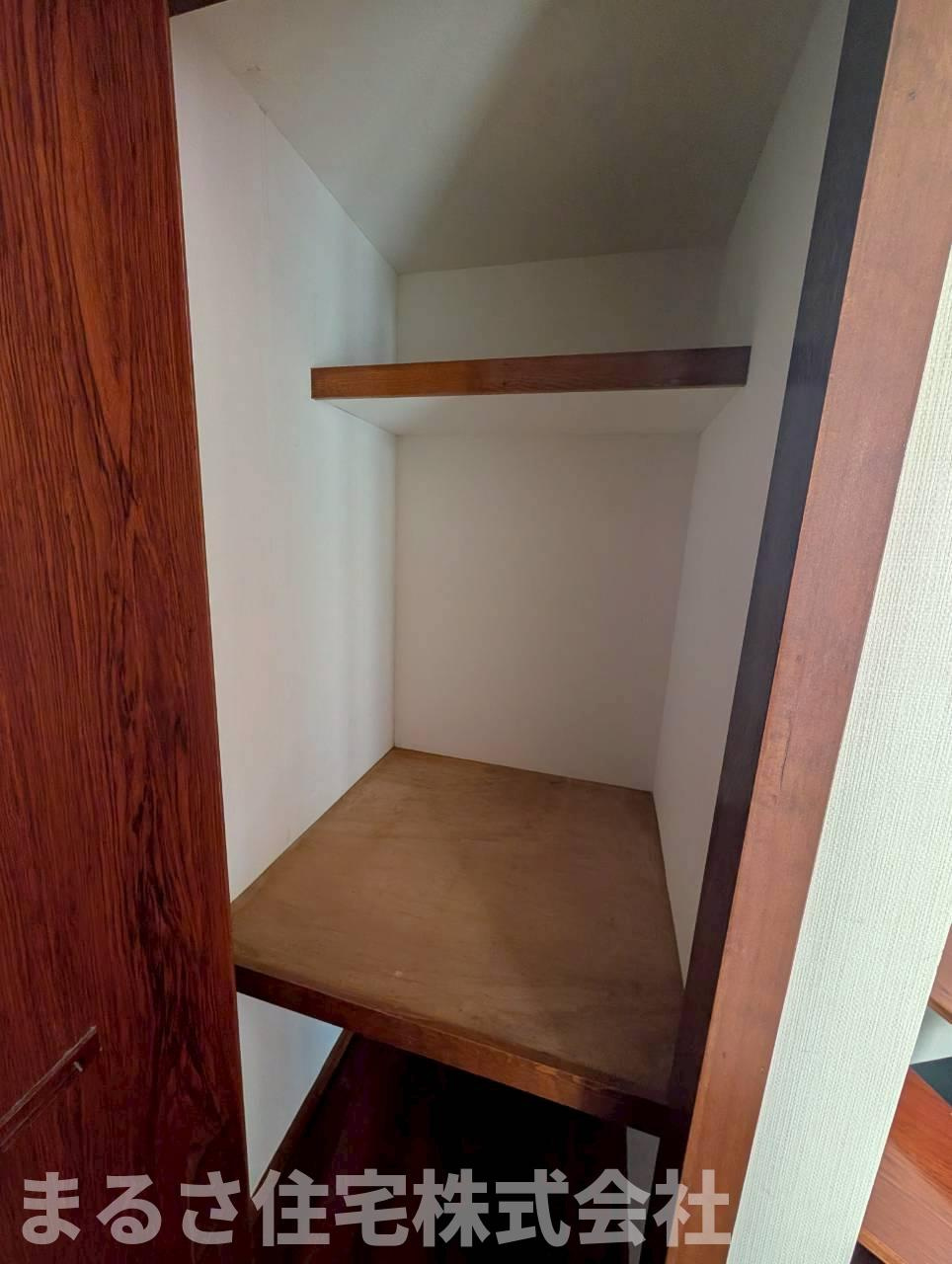 江南１丁目　中古住宅の収納