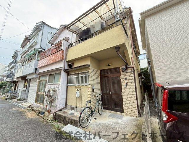 渚西1丁目中古テラスハウスのエントランス