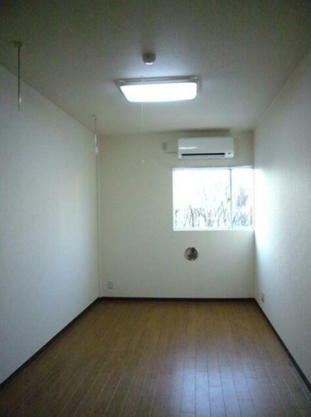 三幸ビルの居間・リビング