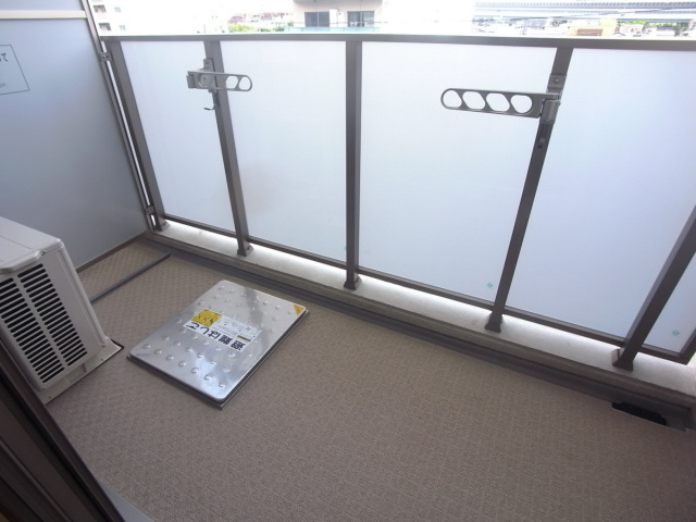 Xing　CUBE　ONEのバルコニー