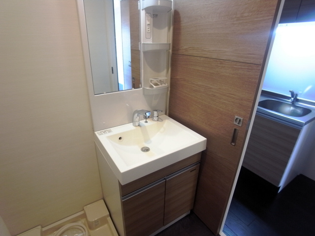 Xing　CUBE　ONEの洗面所