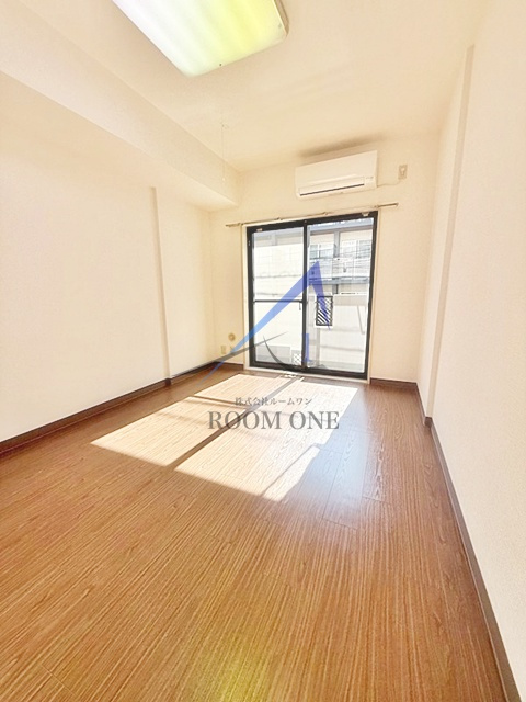 ライオンズマンション荻窪館の居間・リビング|洋室のお部屋です。