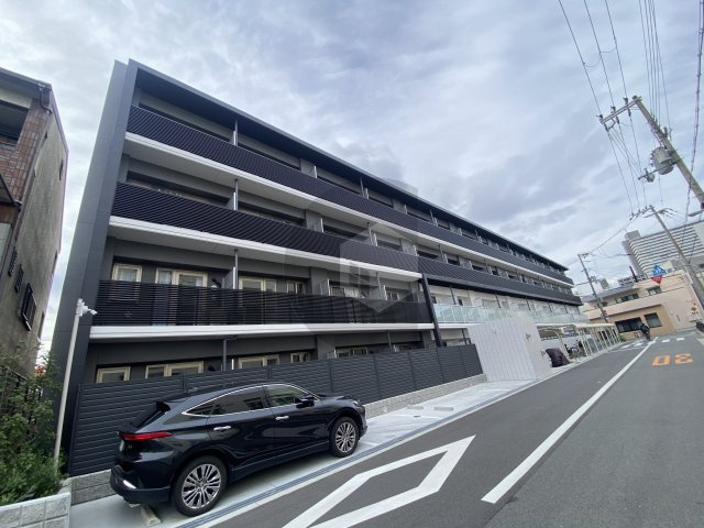 Alivis緑橋の外観