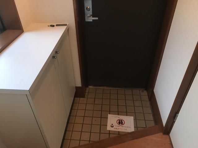 グランドメゾンオオツカの玄関