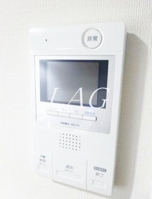 【セキュリティ】 | ハーモニーレジデンスクロスゲート | モニター付きインターホンです。