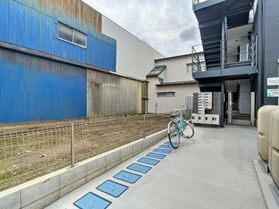 【駐車場】 | コンフォート川口 | 駐輪場 