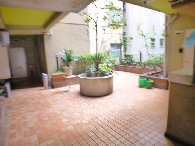 ジュウエル秋葉原のエントランス