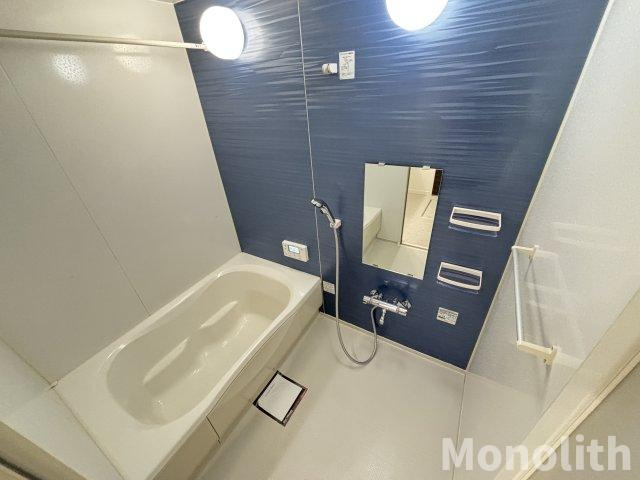 シャーメゾン鳳の浴室