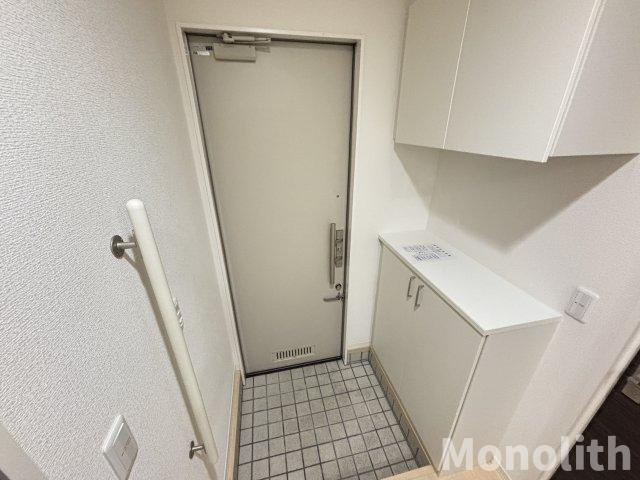 シャーメゾン鳳の玄関