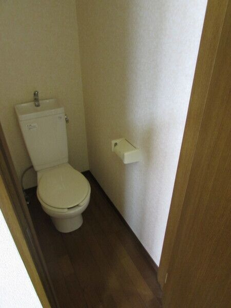 メゾン南小岩７のトイレ